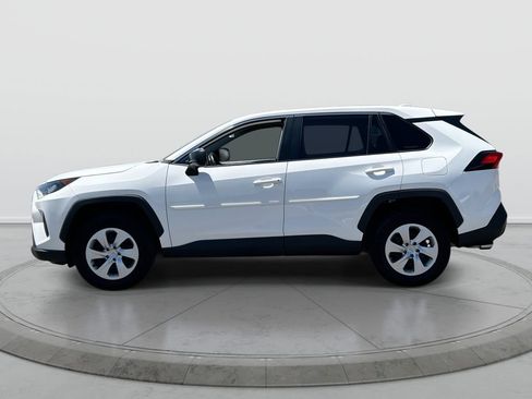 Used 2022 Toyota RAV4 LE w/ Carpet Mat Package (TMS) FWD image 5