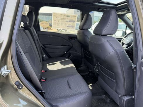 Used 2026 Subaru Forester Premium AWD/4WD image 13