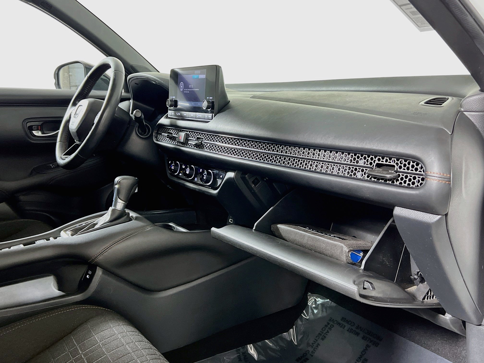 Used 2024 Honda HR-V Sport image 35