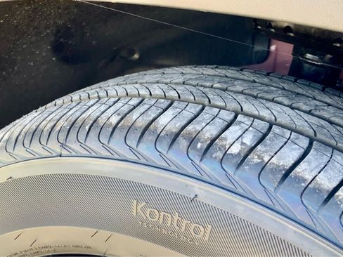 New 2025 Chevrolet Trax LT w/ Driver Confidence Package image 20