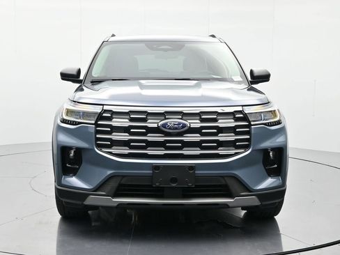 New 2026 Ford Explorer Active w/ Active Comfort Package image 2