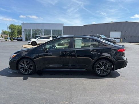 Used 2024 Toyota Corolla SE FWD image 4
