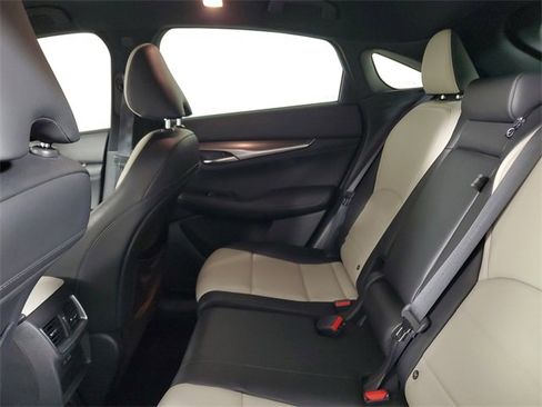 Used 2023 INFINITI QX55 Luxe w/ Cargo Package image 12