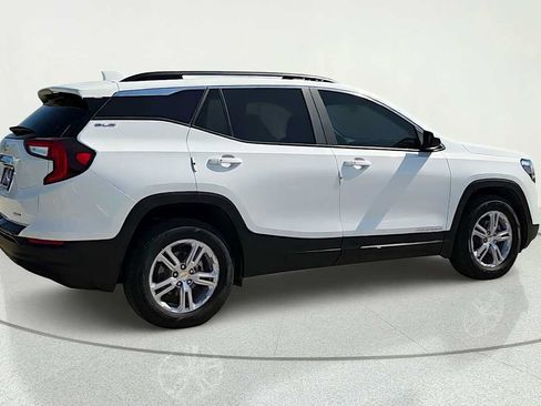 Used 2022 GMC Terrain SLE w/ Driver Convenience Package AWD/4WD image 8