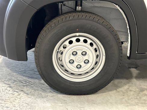 New 2025 RAM ProMaster 2500 w/ Convenience Group image 11