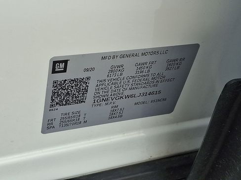 Used 2020 Chevrolet Traverse LT w/ LPO, Floor Liner Package AWD/4WD image 28