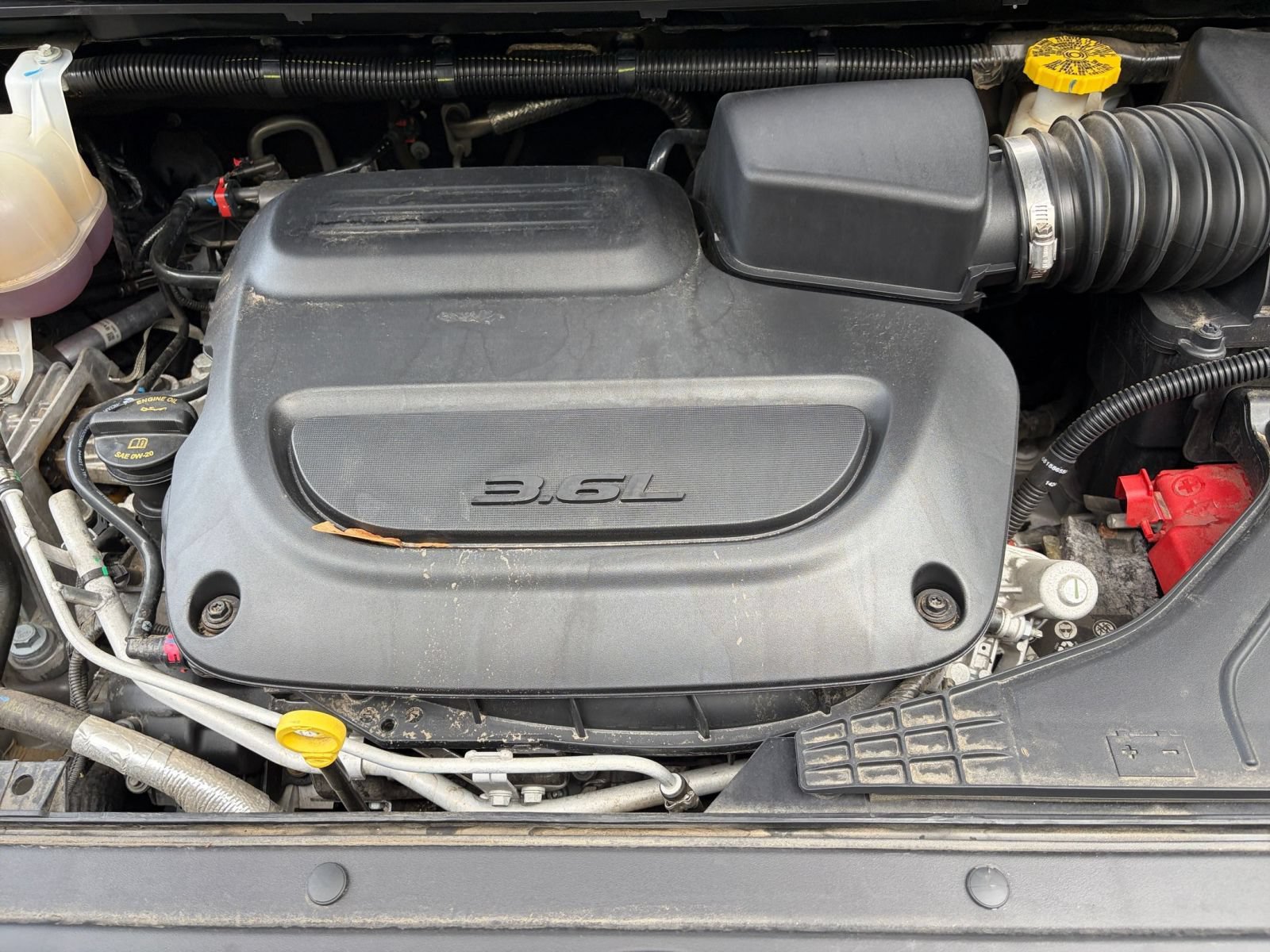 Used 2024 Chrysler Voyager LX FWD image 34