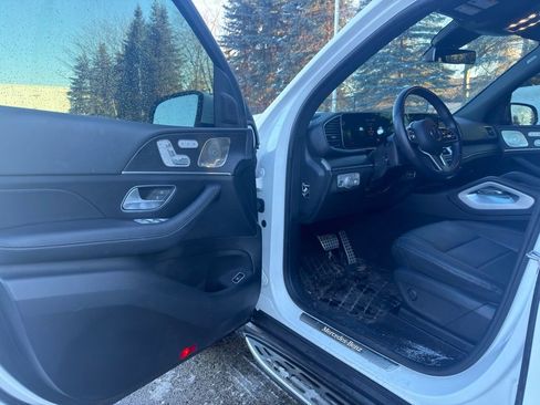 Used 2023 Mercedes-Benz GLS 450 GLS 450 image 10