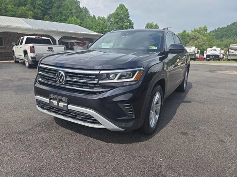 Used 2020 Volkswagen Atlas Cross Sport SEL AWD/4WD image 2