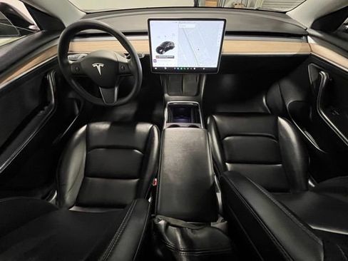 Used 2022 Tesla Model 3 Long Range image 17