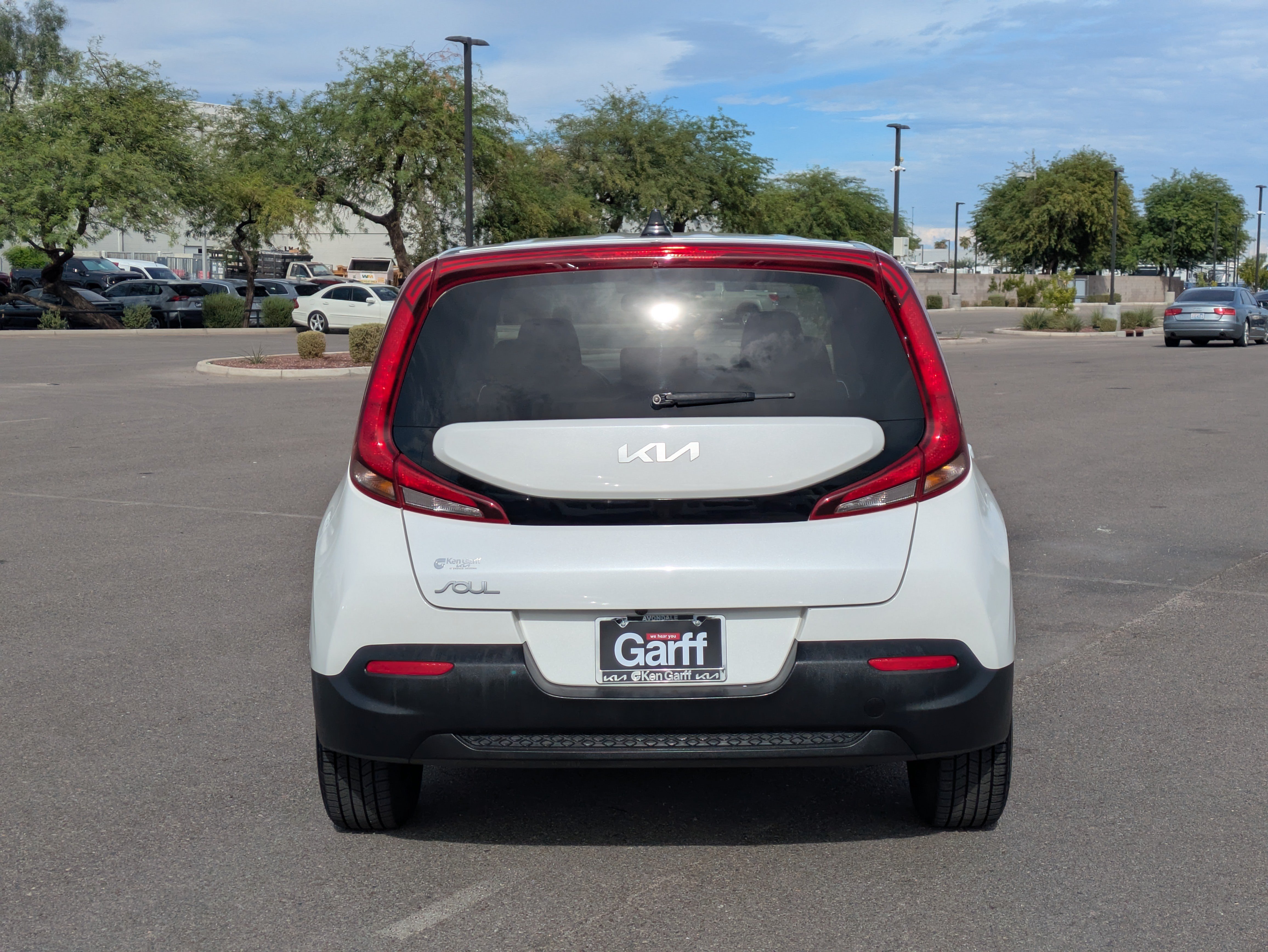 Used 2022 Kia Soul LX FWD image 4