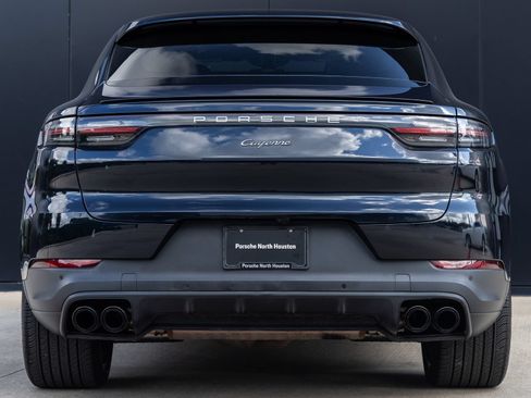Certified 2023 Porsche Cayenne Platinum Edition AWD/4WD image 10