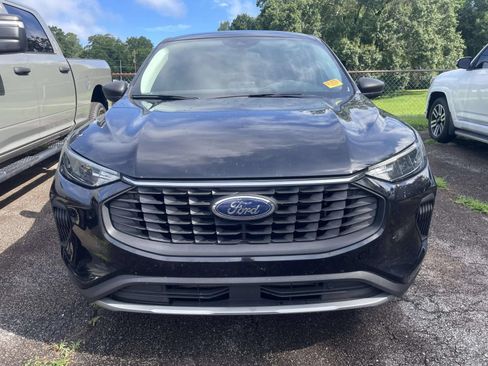 Used 2025 Ford Escape Active FWD image 2