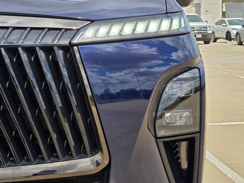 Used 2025 INFINITI QX80 Autograph AWD/4WD image 35