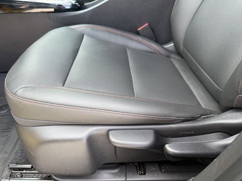 Certified 2024 Chevrolet Trax RS w/ Sunroof Package FWD image 21