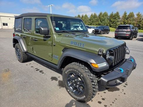 Used 2023 Jeep Wrangler Unlimited w/ Cold Weather Group image 17