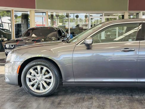 Used 2021 Chrysler 300 Touring L w/ Popular Equipment Group AWD/4WD image 16