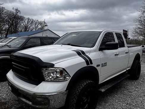 Used 2014 RAM 1500 Classic SLT AWD/4WD image 1
