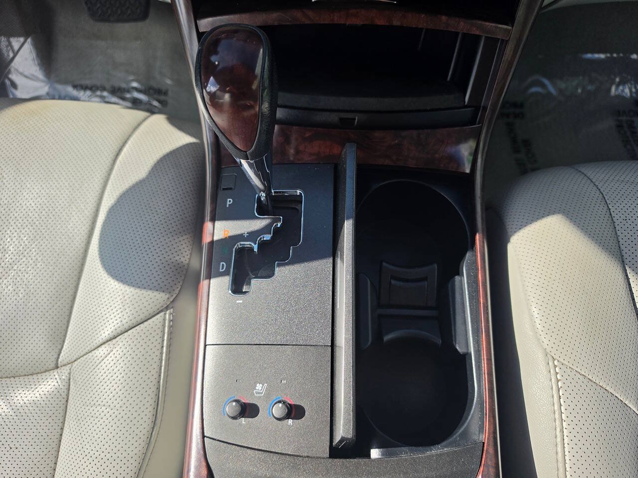 Used 2011 Toyota Avalon Limited FWD image 36