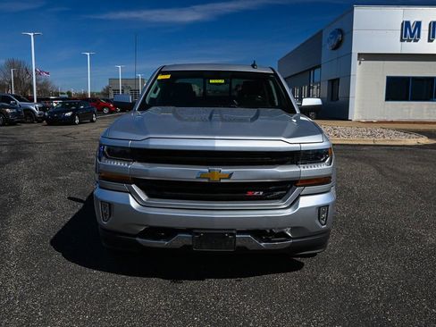 Used 2018 Chevrolet Silverado 1500 LT w/ All Star Edition AWD/4WD image 10