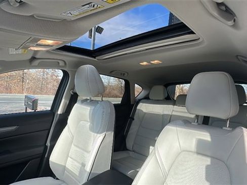 Used 2025 MAZDA CX-5 AWD 2.5 S w/ Preferred Package image 23