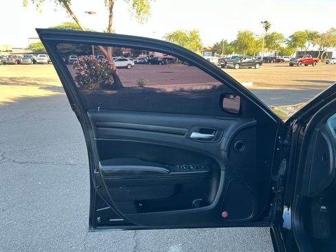 Used 2015 Chrysler 300 S image 22