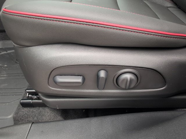 New 2026 Chevrolet TrailBlazer RS w/ Convenience Package FWD image 13