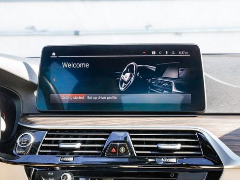 Used 2023 BMW 530i w/ Convenience Package RWD image 17