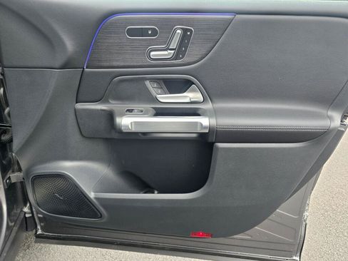 New 2026 Mercedes-Benz GLB 250 4MATIC image 24