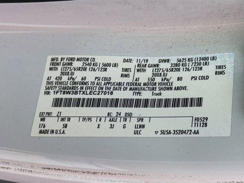 Used 2020 Ford F350 Lariat w/ Chrome Package image 36