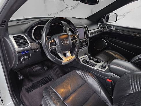 Used 2018 Jeep Grand Cherokee Trackhawk AWD/4WD image 23