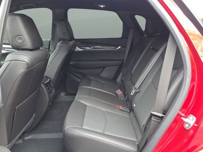 Certified 2025 Cadillac XT5 Sportv w/ Technology Package