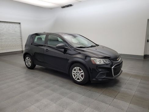 Used 2020 Chevrolet Sonic LT FWD image 11