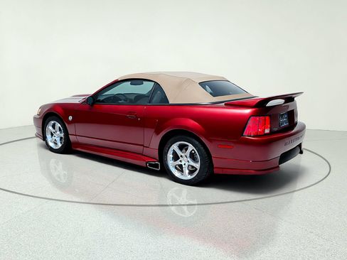 Used 2004 Ford Mustang GT RWD image 5
