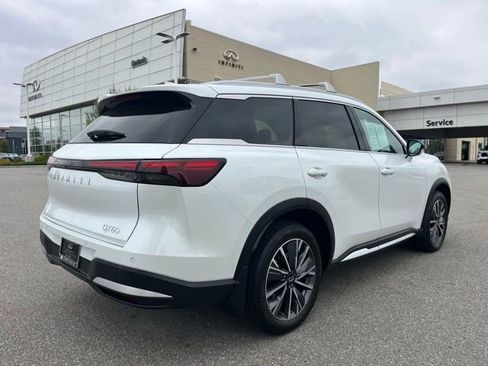 Certified 2026 INFINITI QX60 Luxe w/ Cargo Package FWD image 4