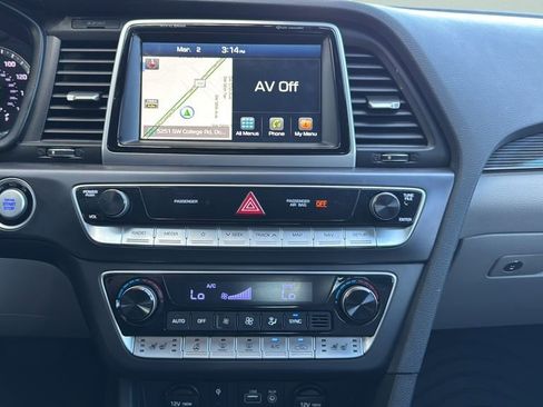Used 2018 Hyundai Sonata Limited w/ Limited Ultimate Package 03 image 20