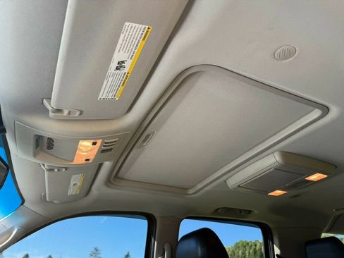 Used 2014 Chevrolet Suburban LT w/ Luxury Package image 24