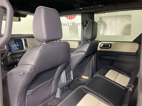 New 2026 Ford Bronco Outer Banks AWD/4WD image 14