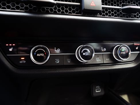 Certified 2024 Honda HR-V EX-L image 34