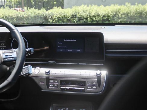 Certified 2024 Hyundai Kona SEL FWD image 17