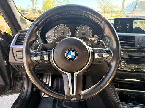 Used 2017 BMW M3 RWD image 22