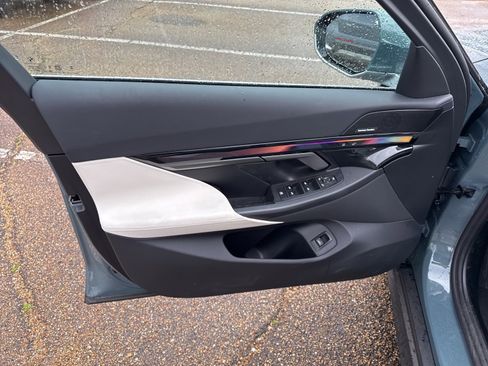 Certified 2025 BMW 540i xDrive image 15