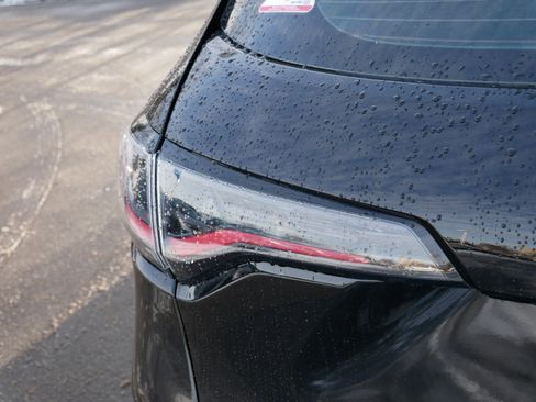 Certified 2023 Honda HR-V LX image 17