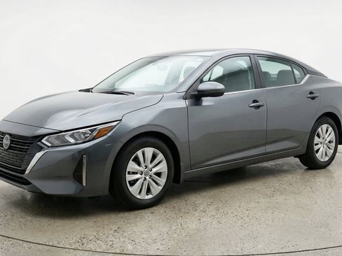 Used 2025 Nissan Sentra S FWD image 3