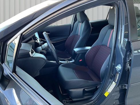 Used 2024 Toyota Corolla SE w/ SE Premium Package FWD image 16