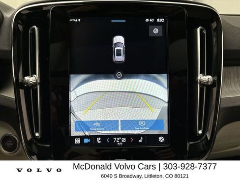 Certified 2023 Volvo XC40 B5 Plus w/ Driver Assist Package AWD/4WD image 17