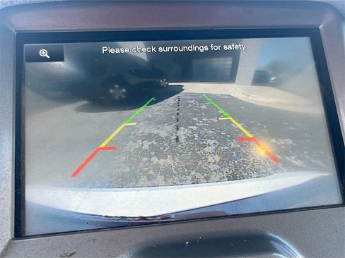 Used 2015 Ford Transit Connect XLT image 13