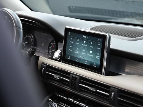 Used 2020 Lincoln Corsair FWD image 10