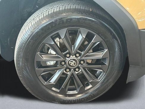 Used 2025 Toyota Land Cruiser w/ Premium Package AWD/4WD image 19