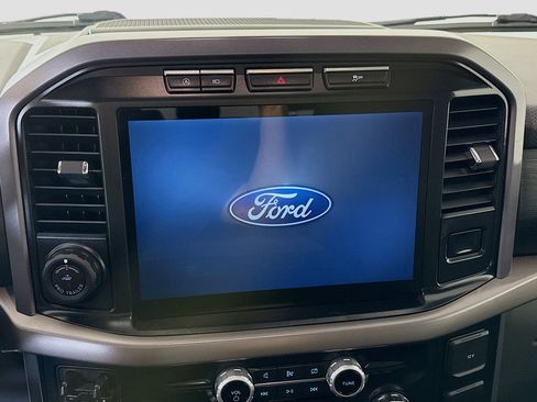Used 2024 Ford F150 XLT w/ Tow/Haul Package image 18